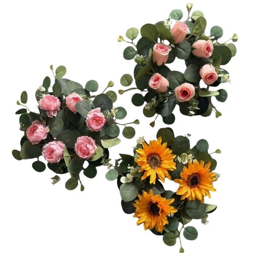 Lightweight plastic wreath - plastic,